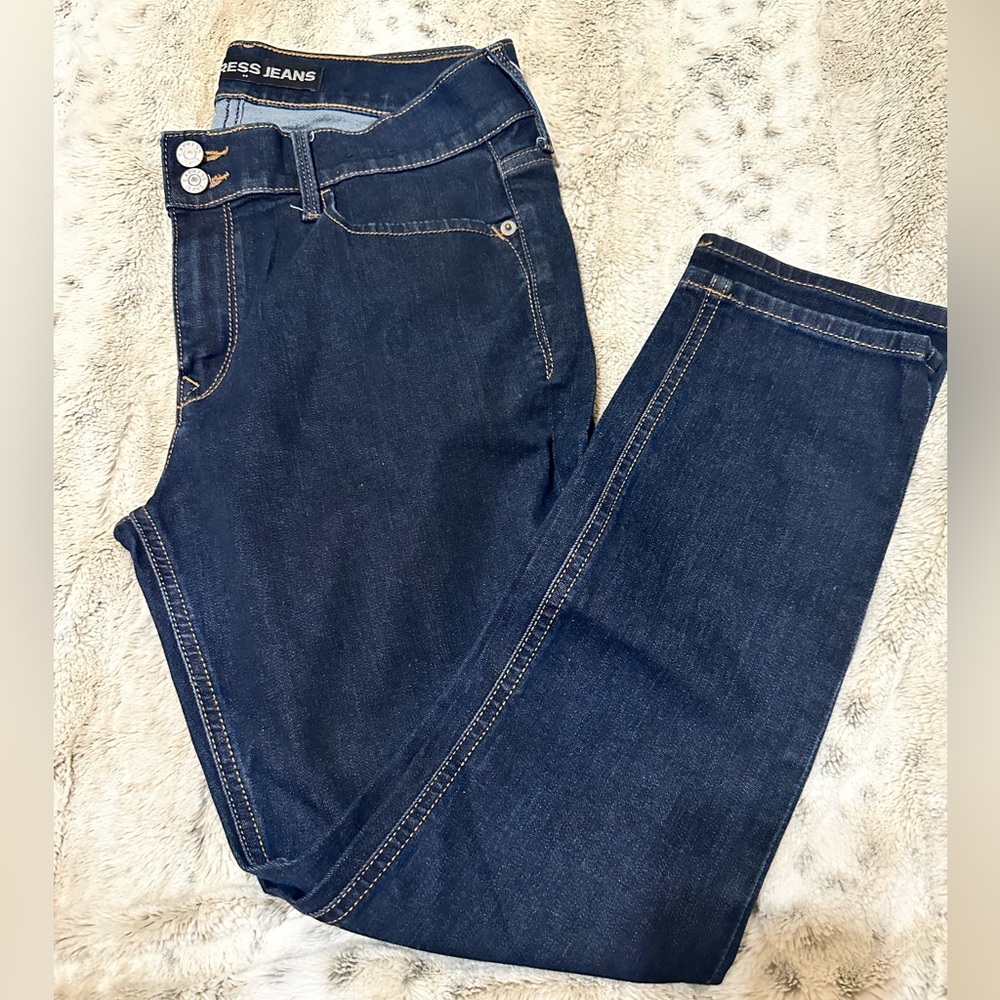 Express Mid Rise Cropped Leggings Jeans
